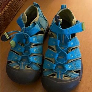 Keen water shoes